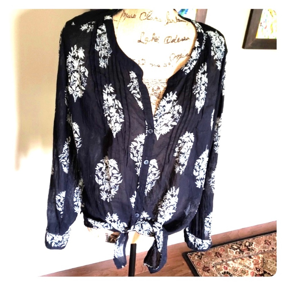 Lucky Brand tie front button down